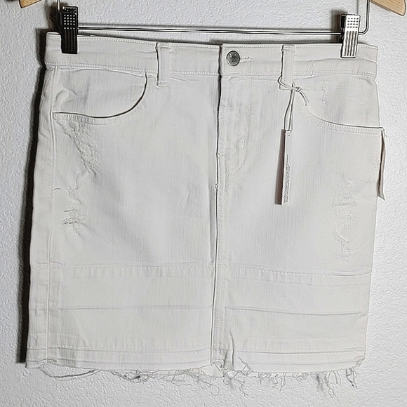 NWT J Brand White Distressed Mini Skirt 25 26 27 28 29 30 - Picture 1 of 12